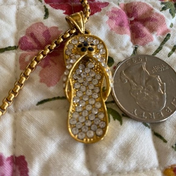 14 KT GF * RHINESTONE FLIP FLOP 1-1/2" pendant & 16" box chain * NWOT * - Picture 2 of 4